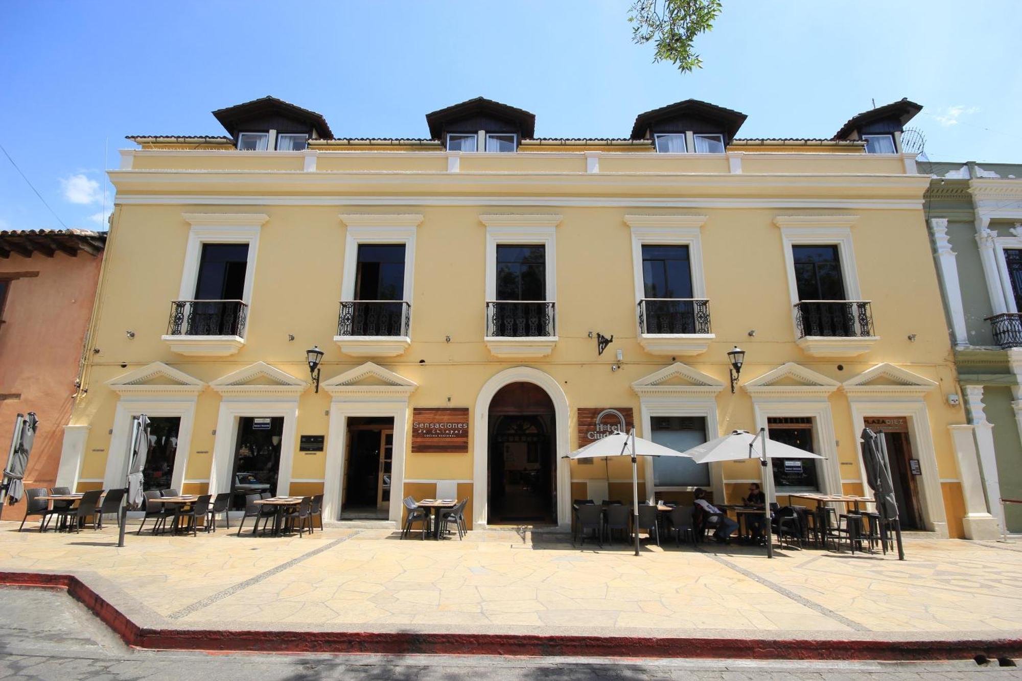 Hotel Ciudad Real Centro Historico Сан-Кристобаль-де-Ла-Касас Экстерьер фото