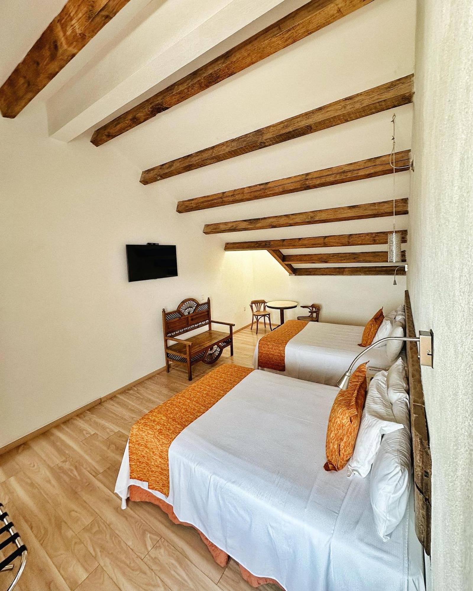 Hotel Ciudad Real Centro Historico Сан-Кристобаль-де-Ла-Касас Экстерьер фото